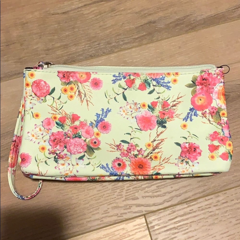 Three pocket zipper clutch/wallet